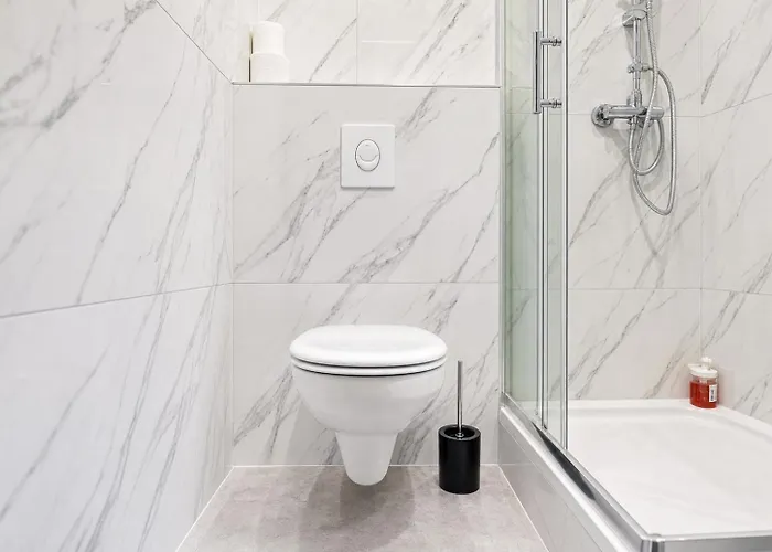 Apartment Beautiful & Compact Private In Meidling